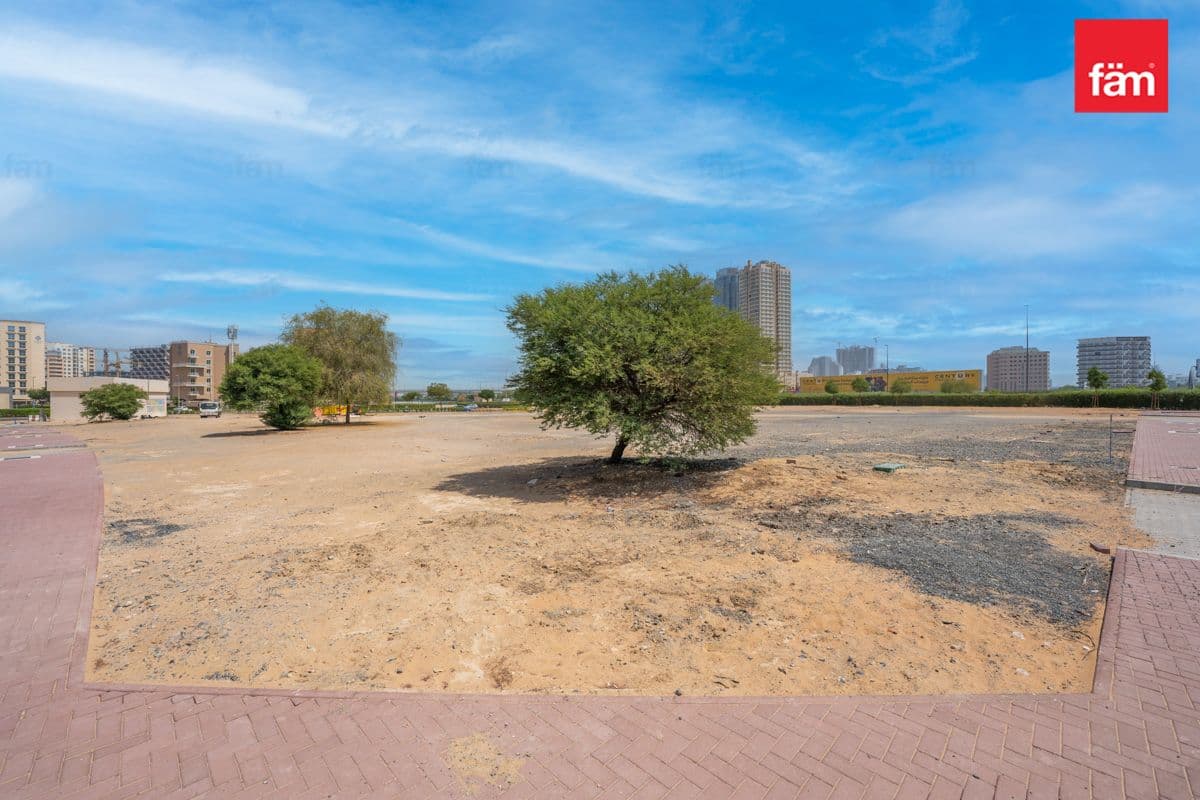 Liwan Multiple Plots For Sale | G+2 | Investment