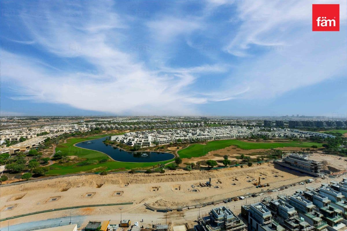 Golf View /Less Then Op/Corner Unit/Vacant In Nov