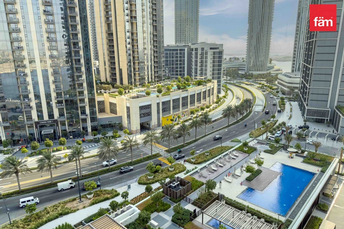 Spacious Layout | Mid Floor | Vacant