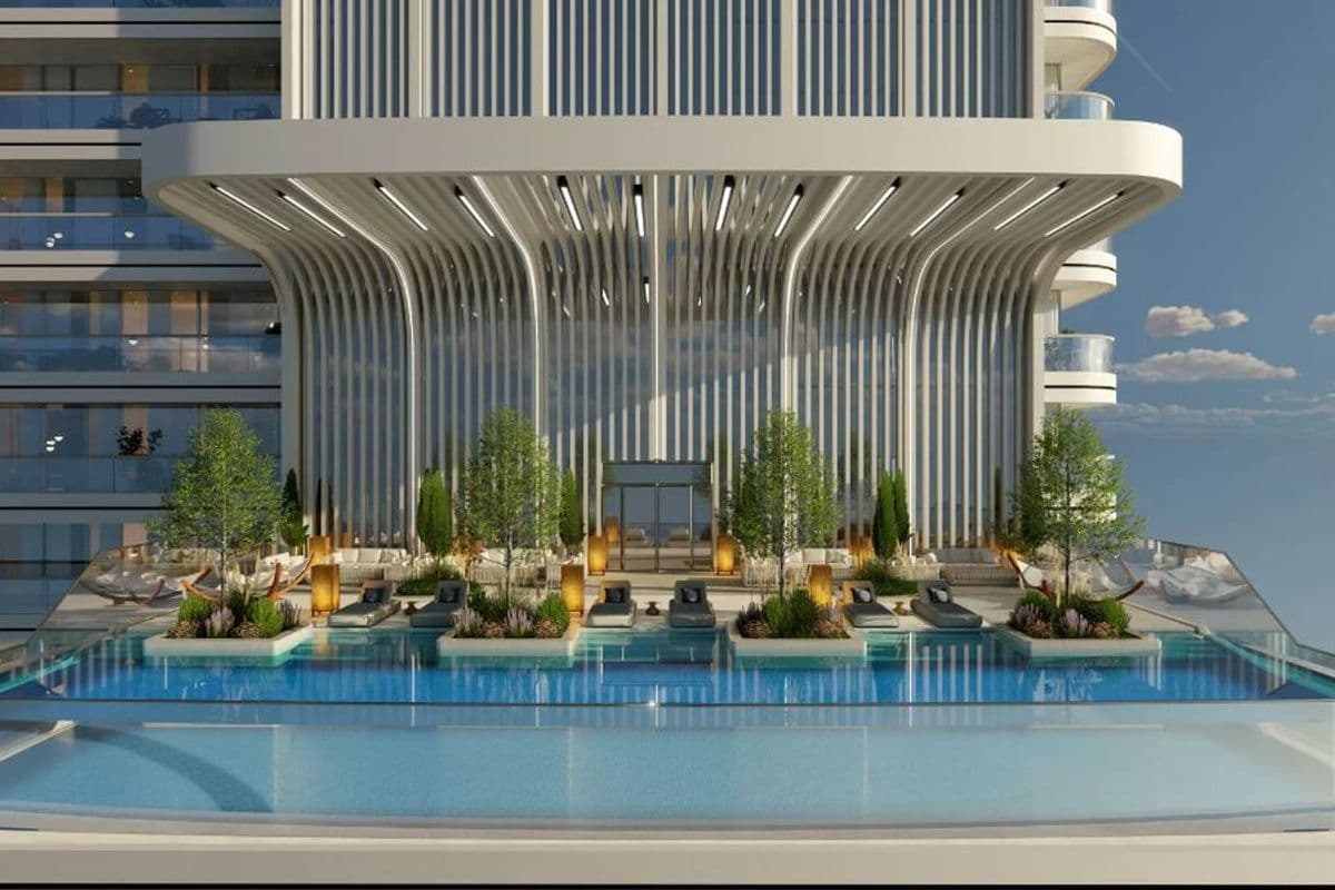 Near Downtown/Top Investment/Premium Location