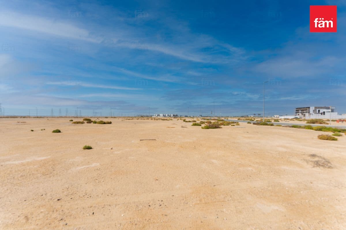 Free Hold|Full Park View|Close To Amenities