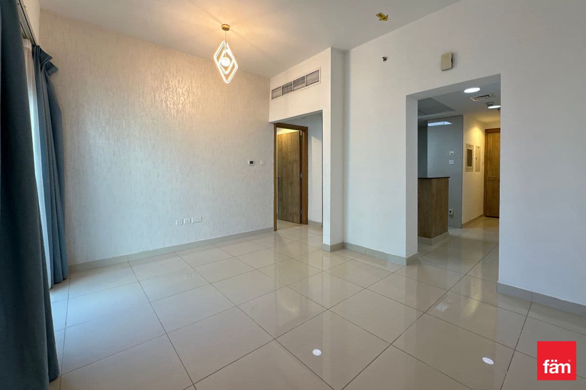 Spacious | Promenade | Marina Views
