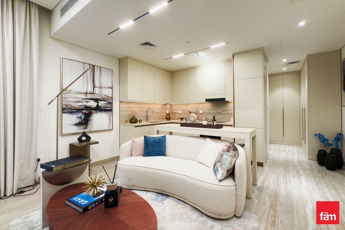 Mag 777 Studio | 502 Sq Ft | Lake View