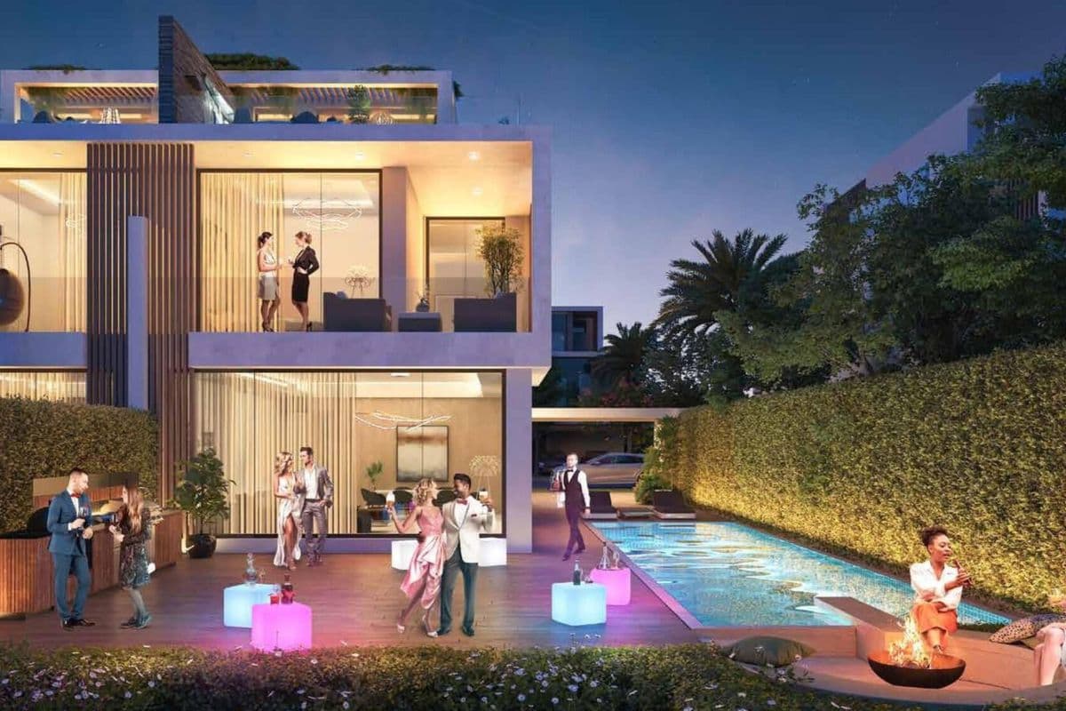 Luxury Amenities | Single Row | Lagoon Facing