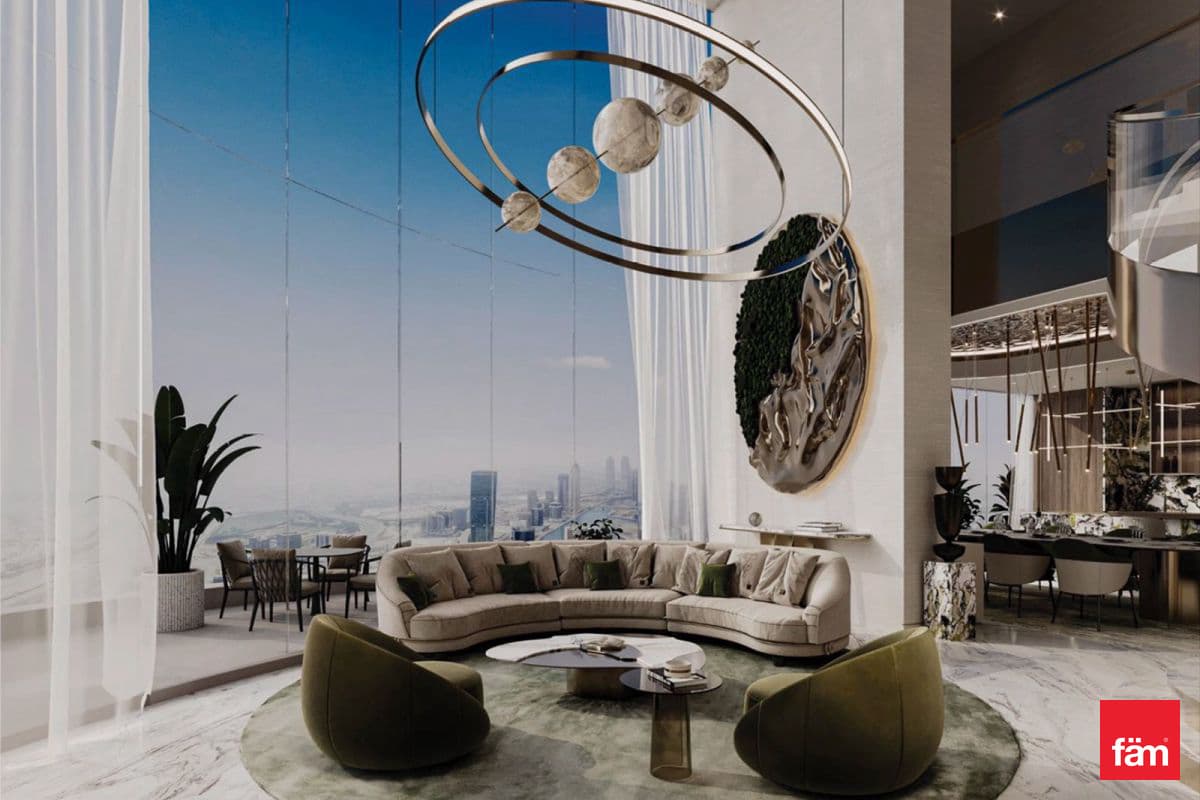 Upper Luxury Unit | High Floor | Palm View