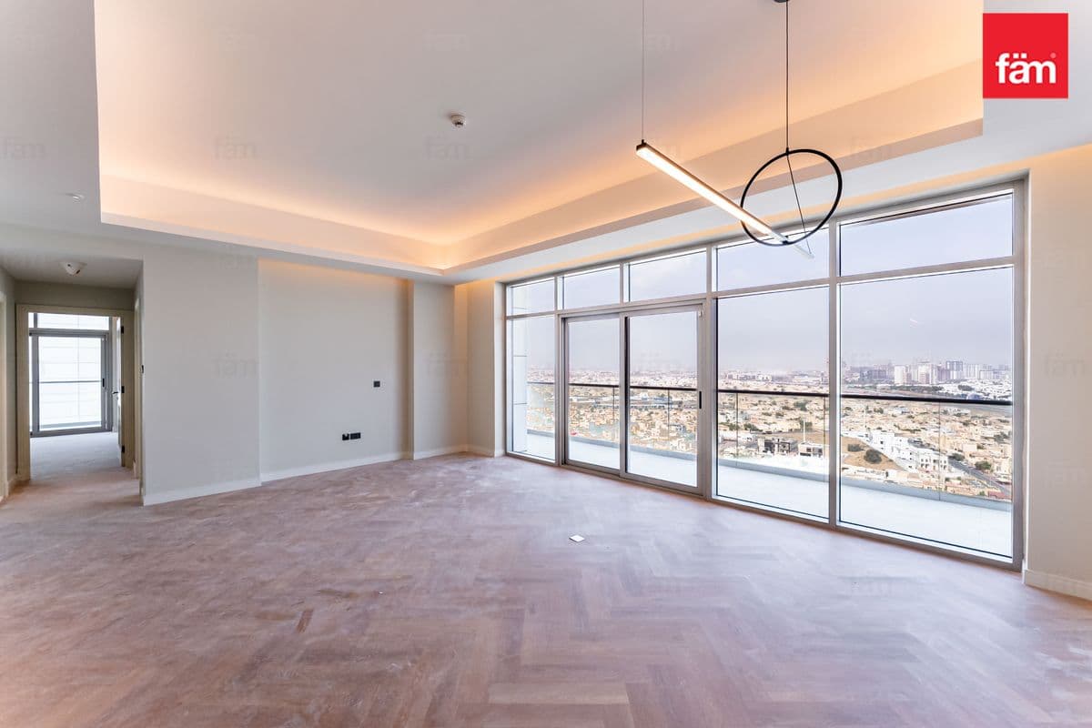 Sky-High Luxury | Spacious | Premium