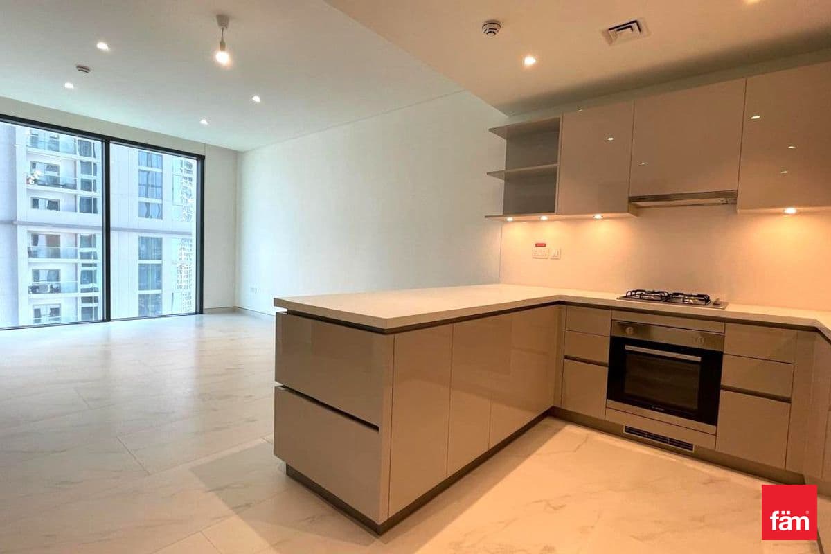 Creek View | Brand New | Modern Amenities