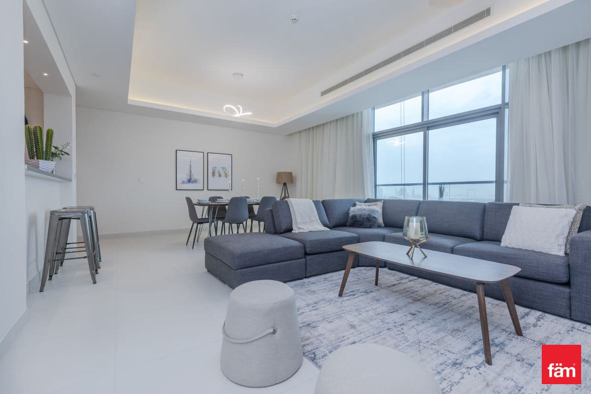 2 Beds, Maid |Vacant |Open View | Near To DXB Mall