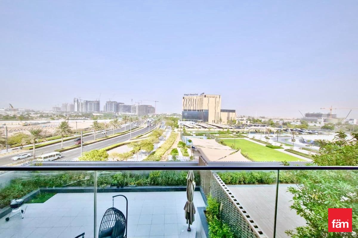 Kings College View | Close To Park | Rented