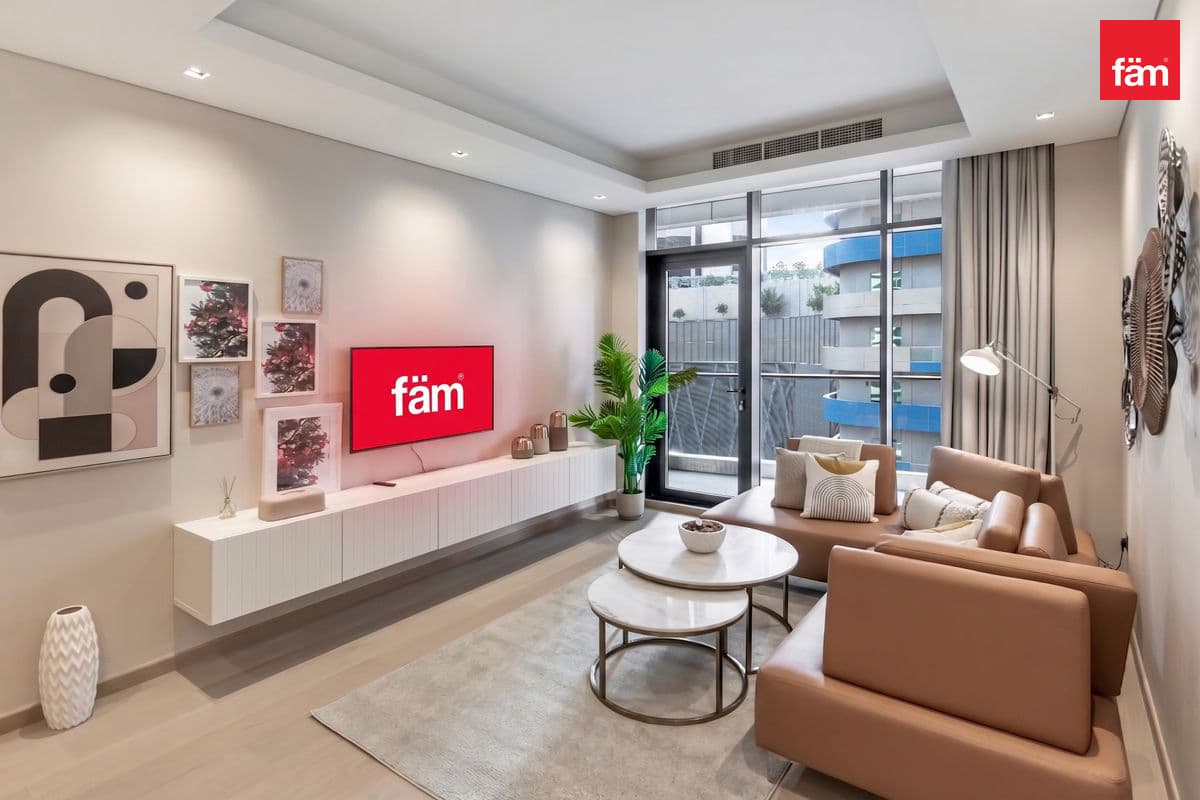 Furnished 1br With Parking In Downtown Dubai
